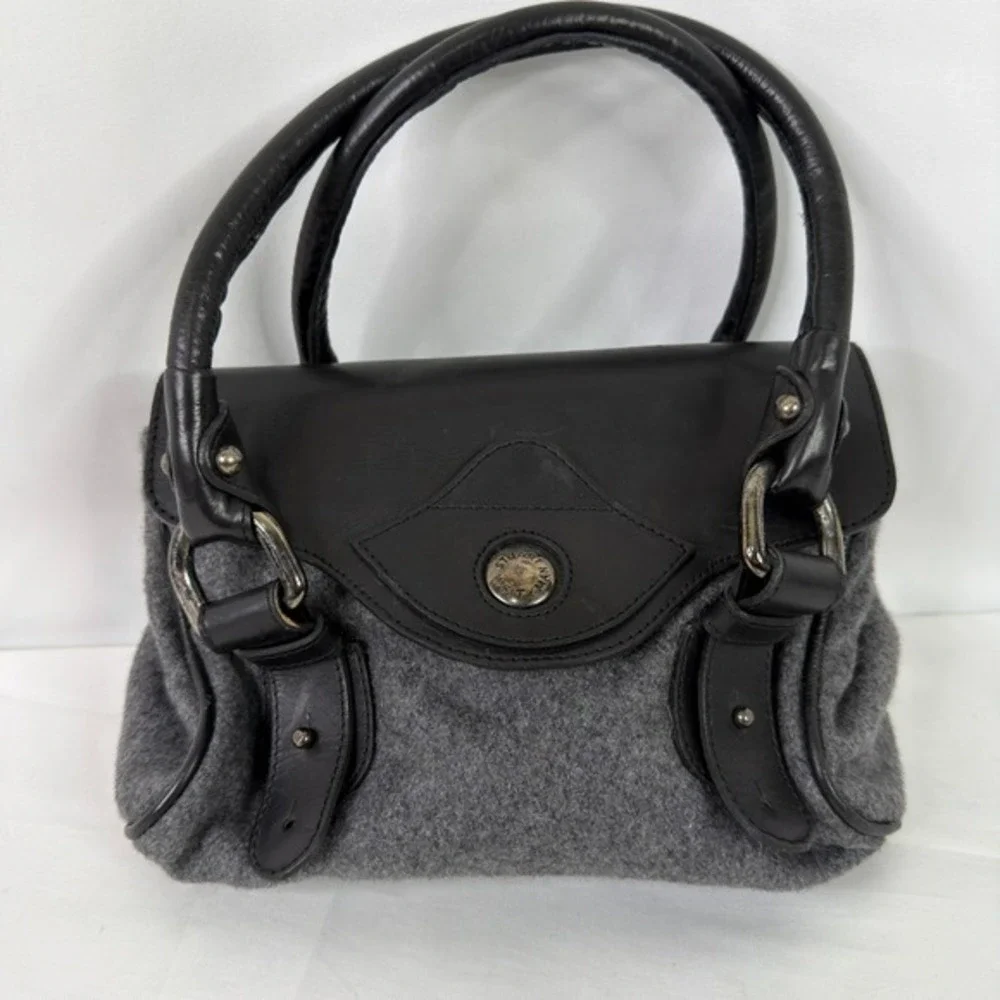 Stuart Weitzman stuart weitzman